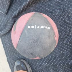 Nike 8 Lb Medician Ball 