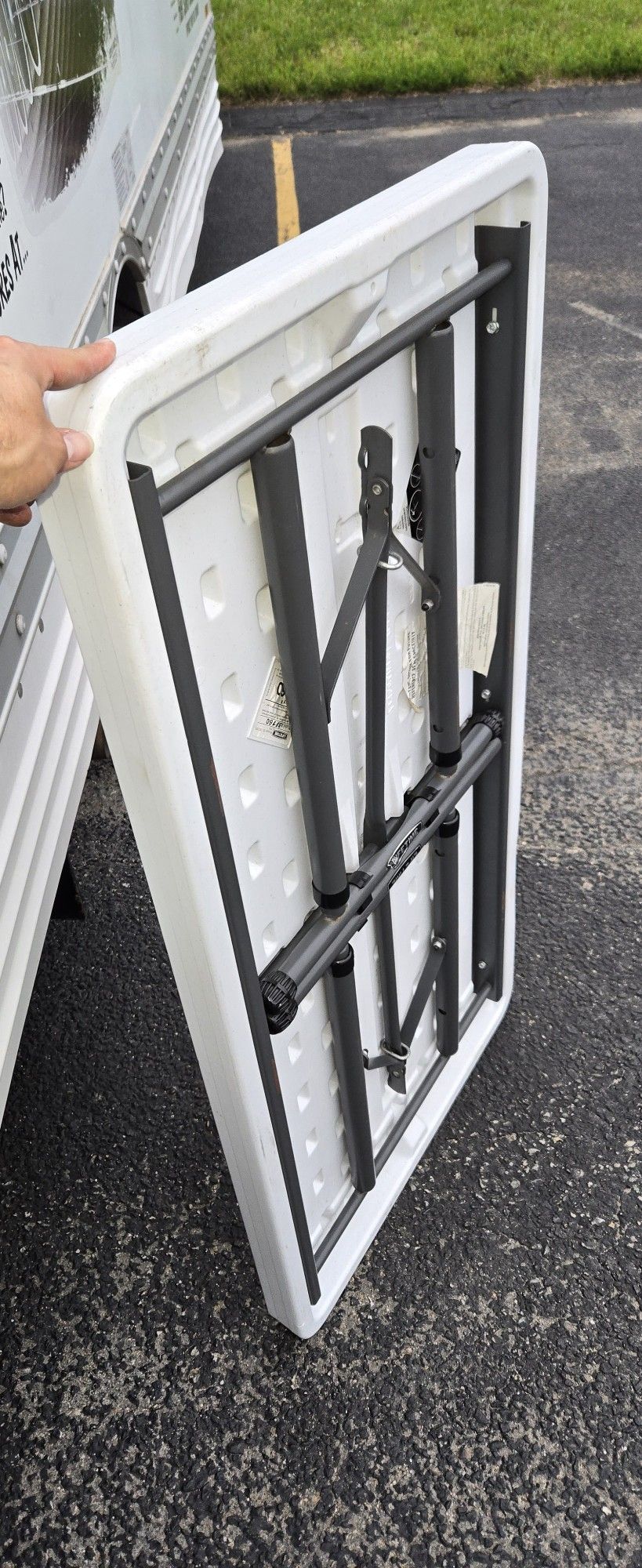 4ft Lifetime Folding Tables