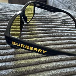 Burberry Sunglasses 