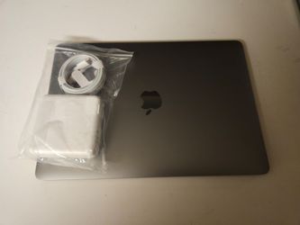 Apple Macbook Pro i5 8gb Ram 120gb SSD Drive 13" Screen 2017
