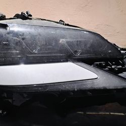 2020 Lexus GS Headlight  Triple Beam