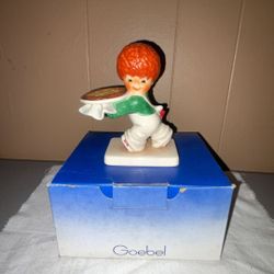 Goebel Charolette Byj  ‘Nothing Beats Pizza’ Redhead Figurine - Vintage 1982