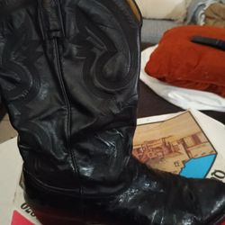 Boots/ Botas