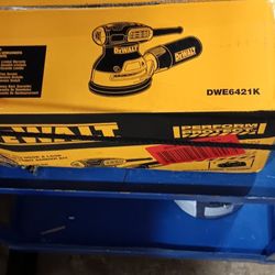 Dewalt Random Orbital Sander 6421