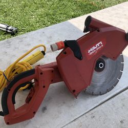 Hilty DCH 300-x.  12 in Electric Concrete Saw