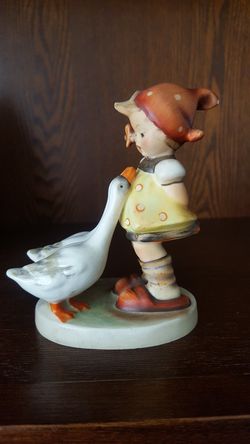 Hummel Goose girl TMK2