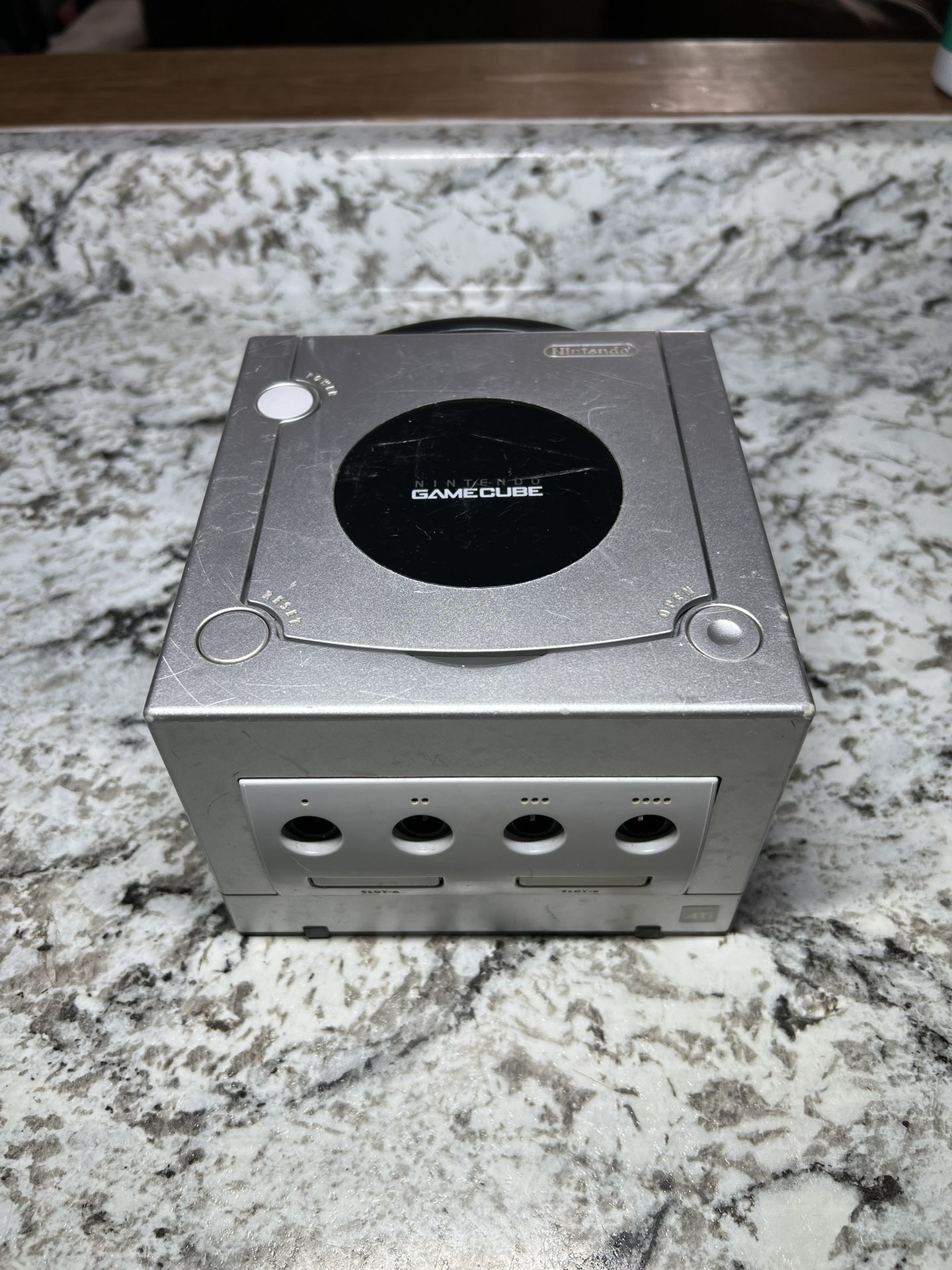 Platinum gamecube system for parts or repair