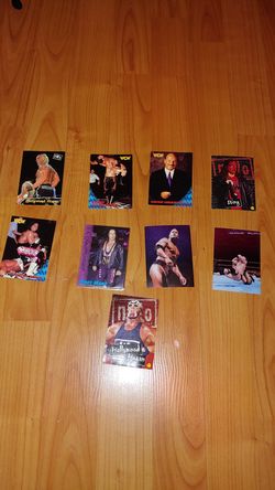11 WWE-WWF/WCW trading cards from the 90's