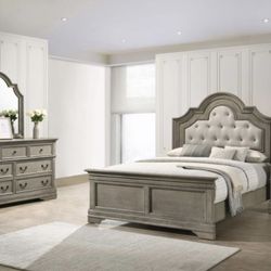 New Queen Bedroom Set 4 Pieces 