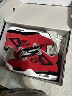 Jordan 4 toro bravo (2026) size 10 men’s