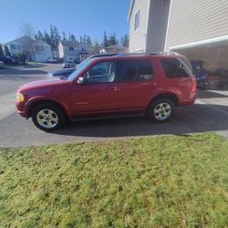 2004 Ford Explorer