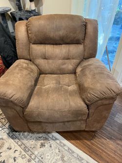 Plush manual recliner for $75