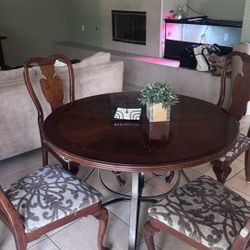 Wood Kitchen Table & Chairs