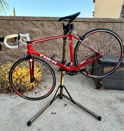 2013 Trek Madone 2.1 road bike