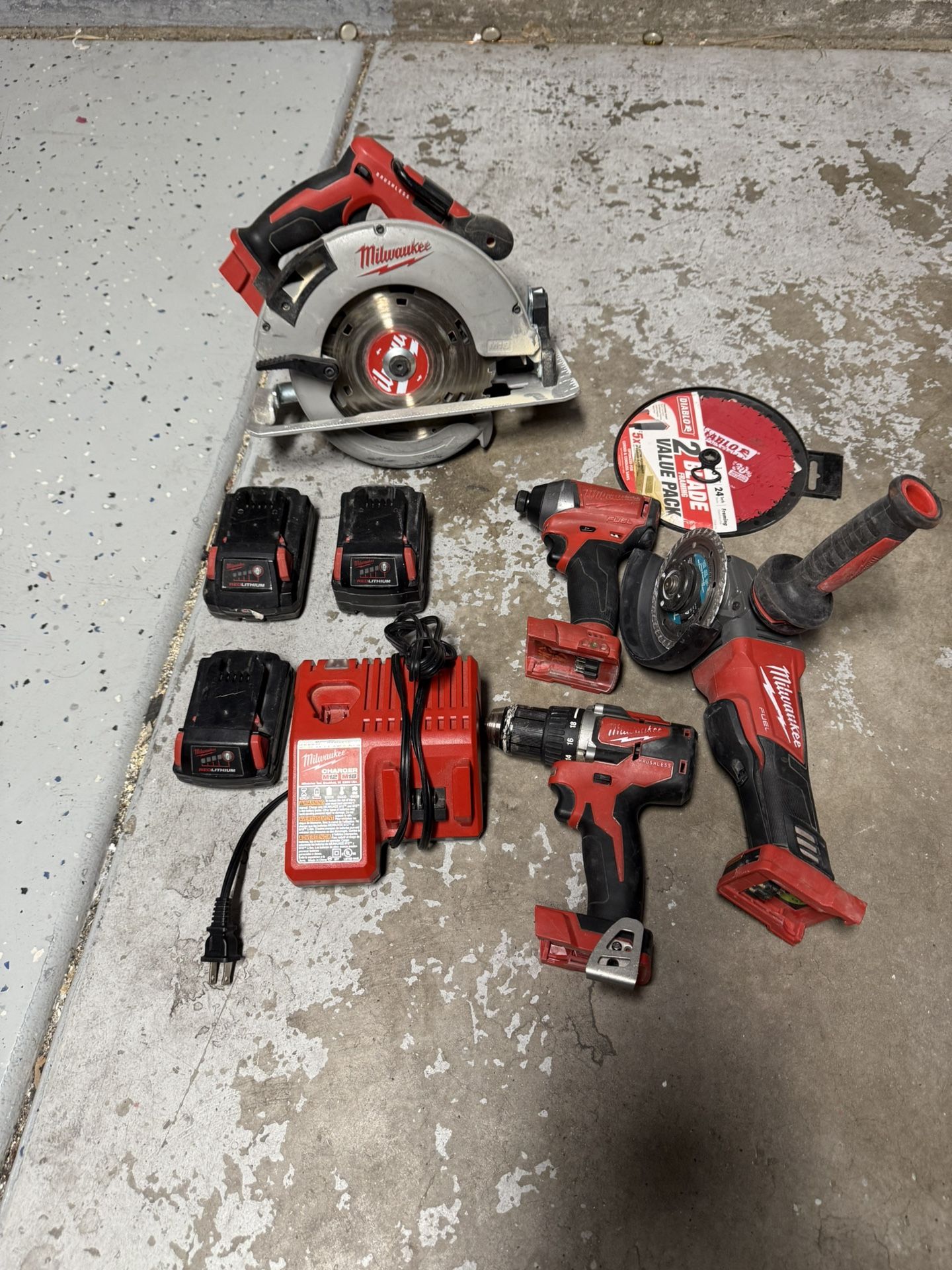 Milwaukee Tool Set