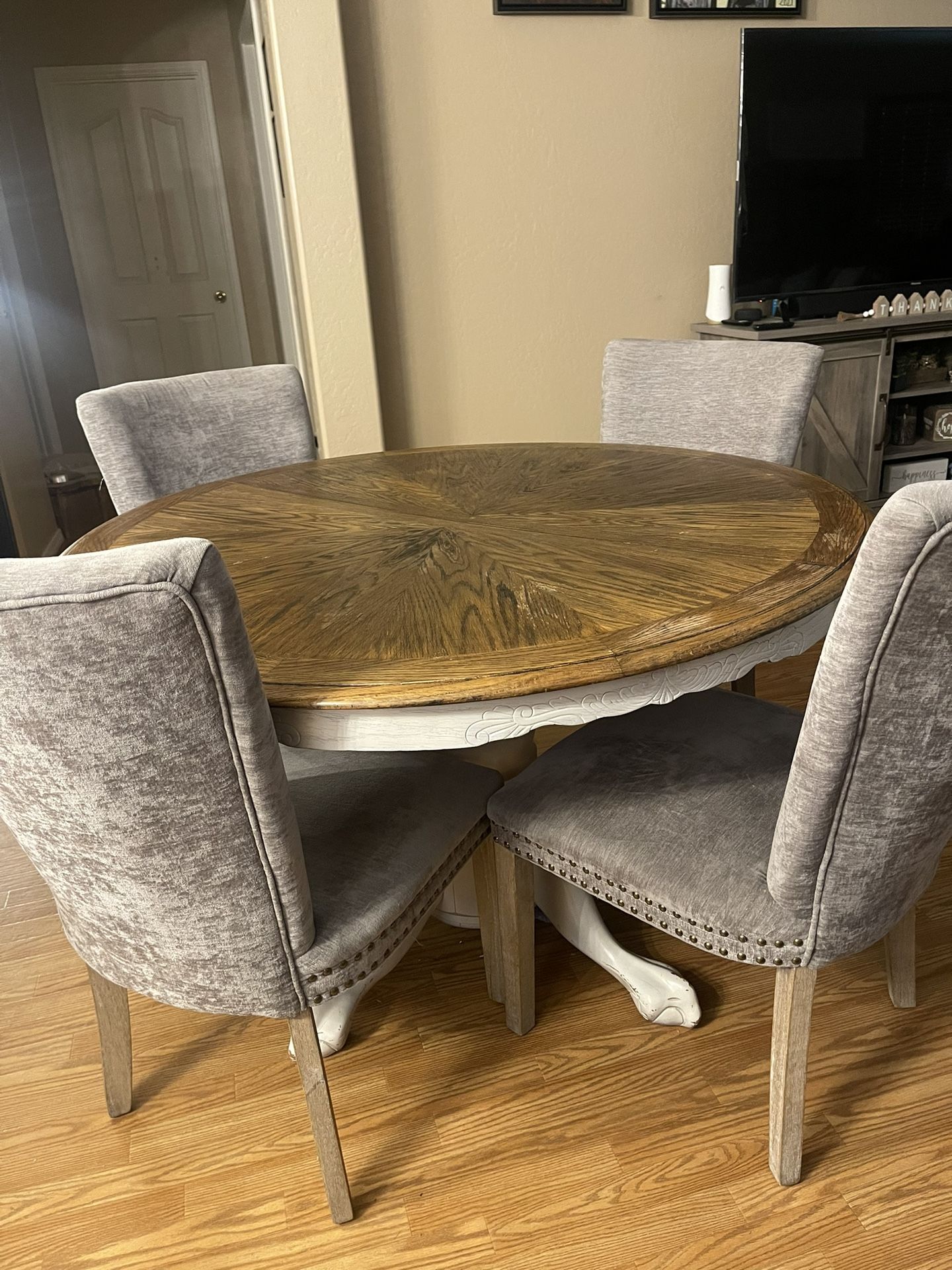 Dining table 
