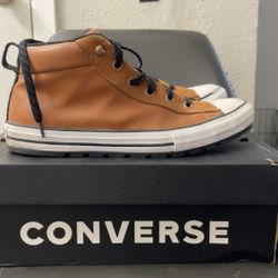Converse Men’s Size 10