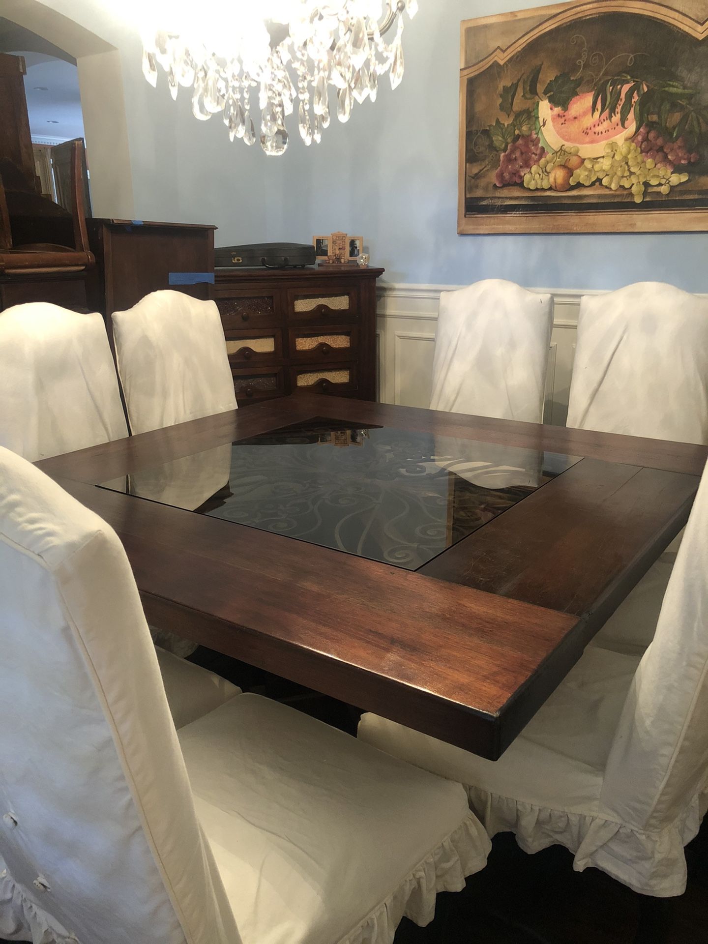 Dining Table & 8 chairs