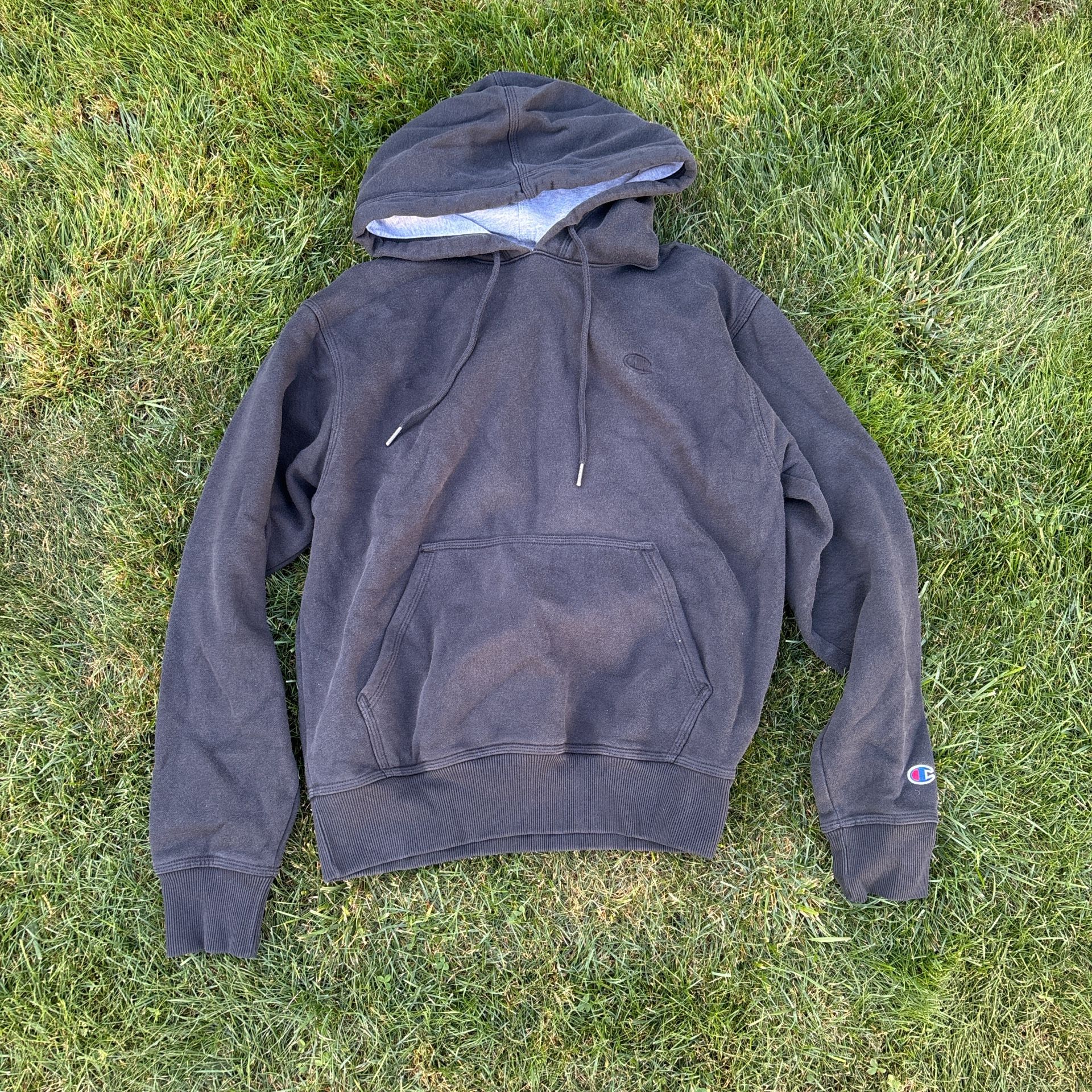 Champion hoodie Size S