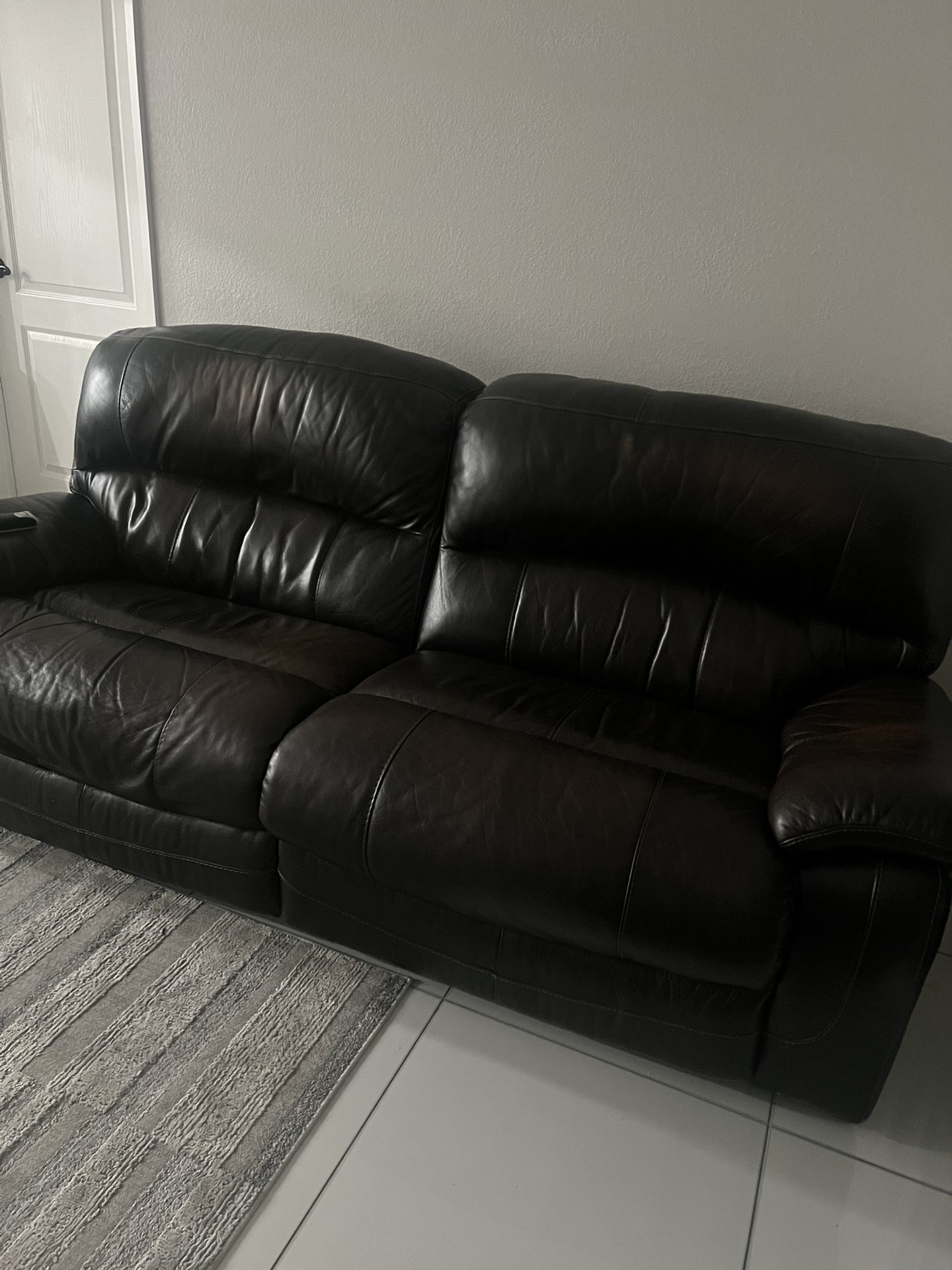 Recliner Sofa & King Recliner Leather