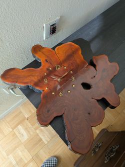 Wood Stump Clock