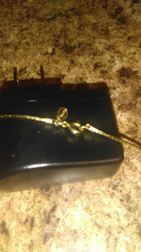 Gold Gavon necklace
