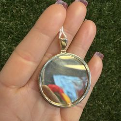 14k Picture Pendant 