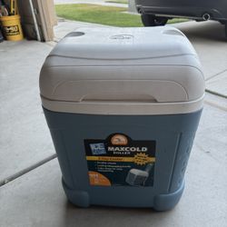 70 Qt Cooler