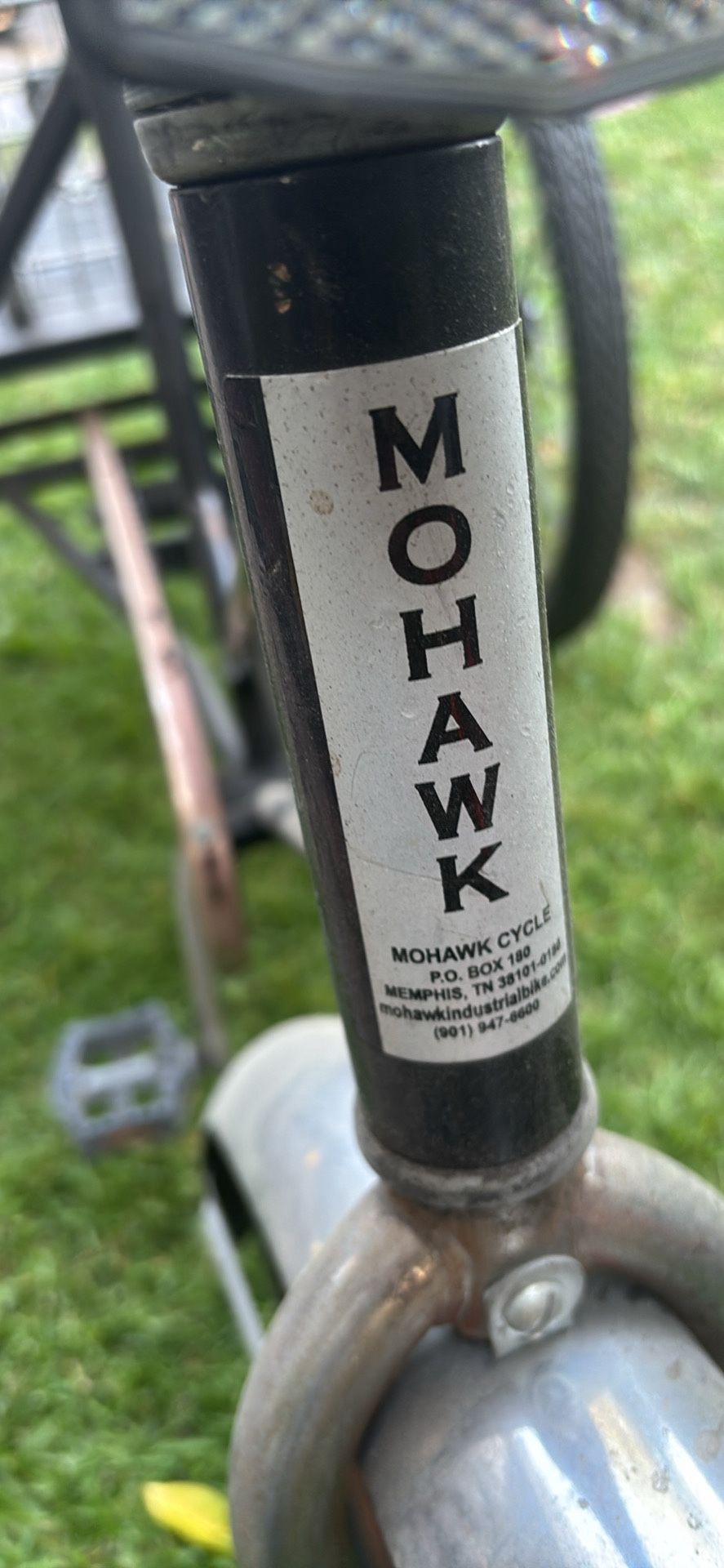 MOHAWK TRICYCLE READY TO RIDE. See my other Bikes.Thanks