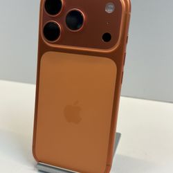 Apple iPhone 17 PRO 256gb. ( Fully Unlocked )
