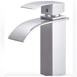 Novato GF-136SCH REMI Single Lever Lav Faucet, Chrome New In Box