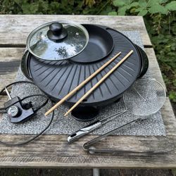 2-in-1 Indoor Electric Grill & Skillet – Used in Box