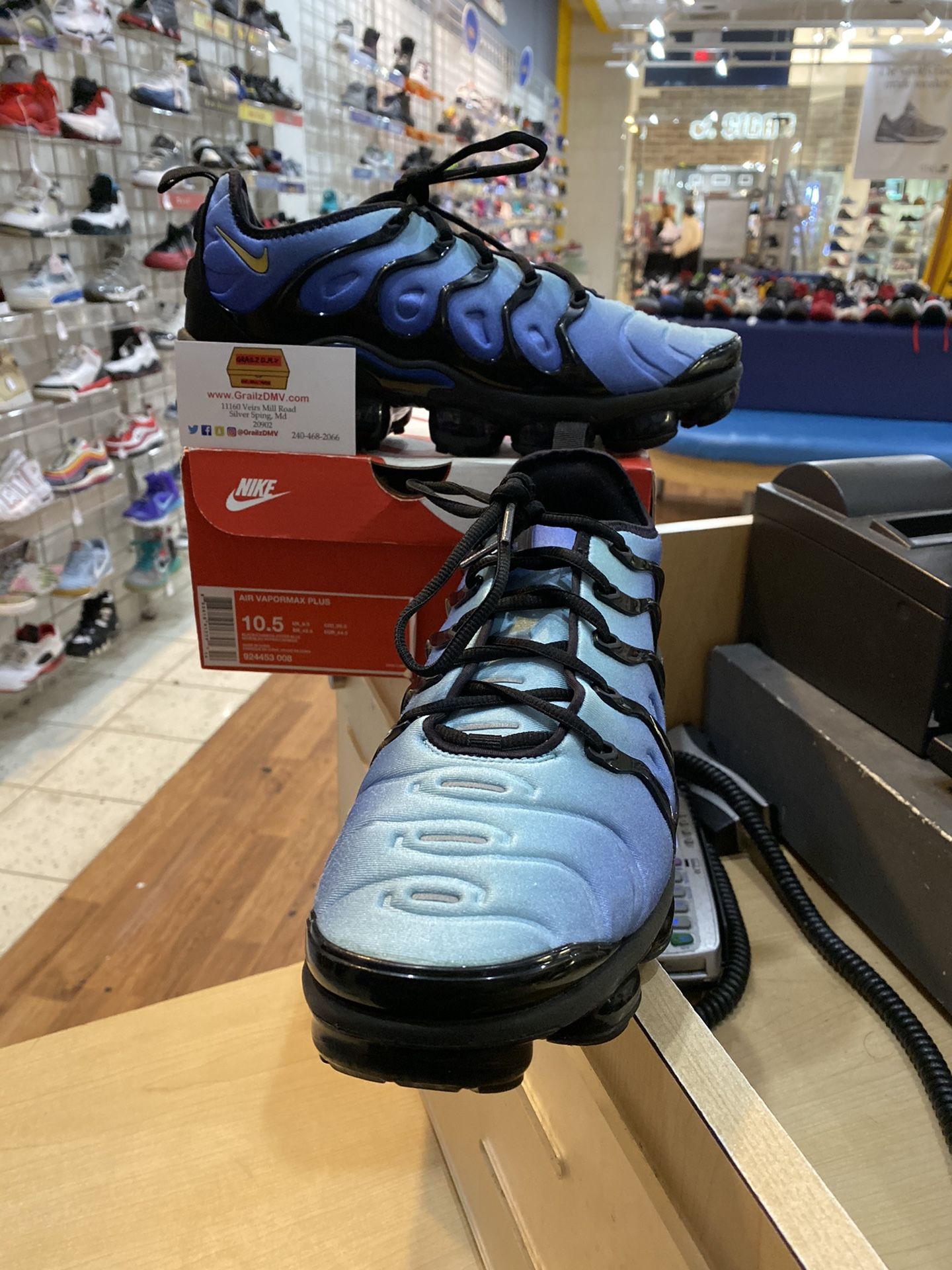 Nike Air Vapormax Plus Hyper Blue Size 10.5