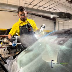 Windshield Replacement 