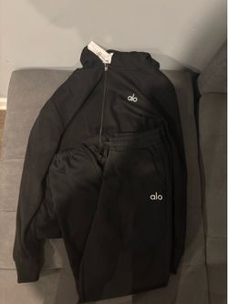 Black alo zip up set