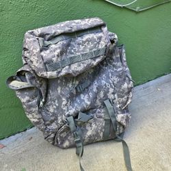 Camo Backpack 