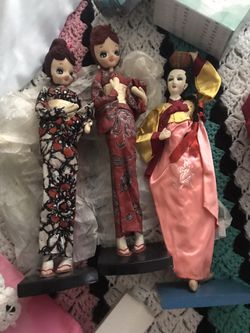Vietnam dolls