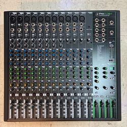 Mackie  ProFx16v3 Mixer