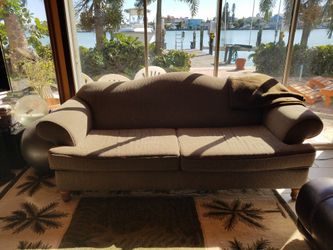 Sofa green excellent cond only $245 obo {contact info removed}
