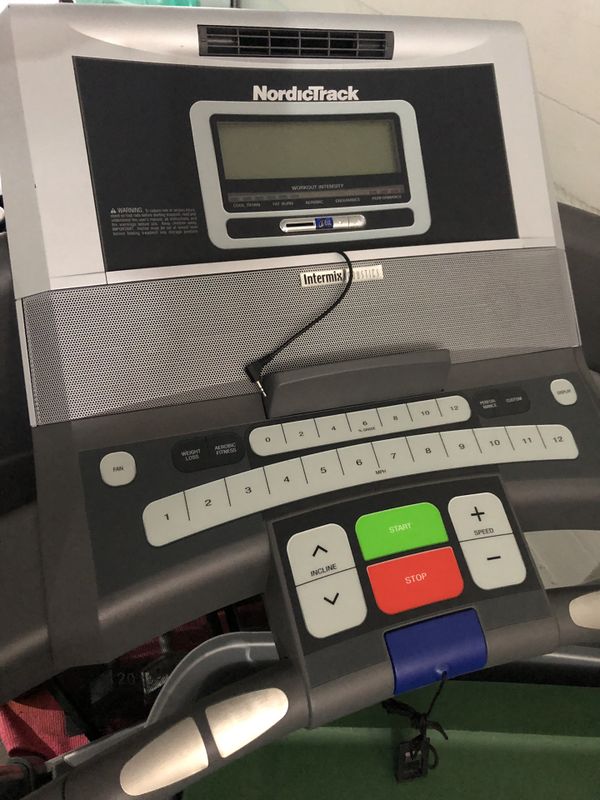 NordicTrack Elite 7000 treadmill for Sale in Seattle, WA OfferUp
