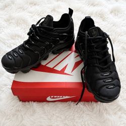 New Nike Air Vapor Max Size 8 Men 🔥