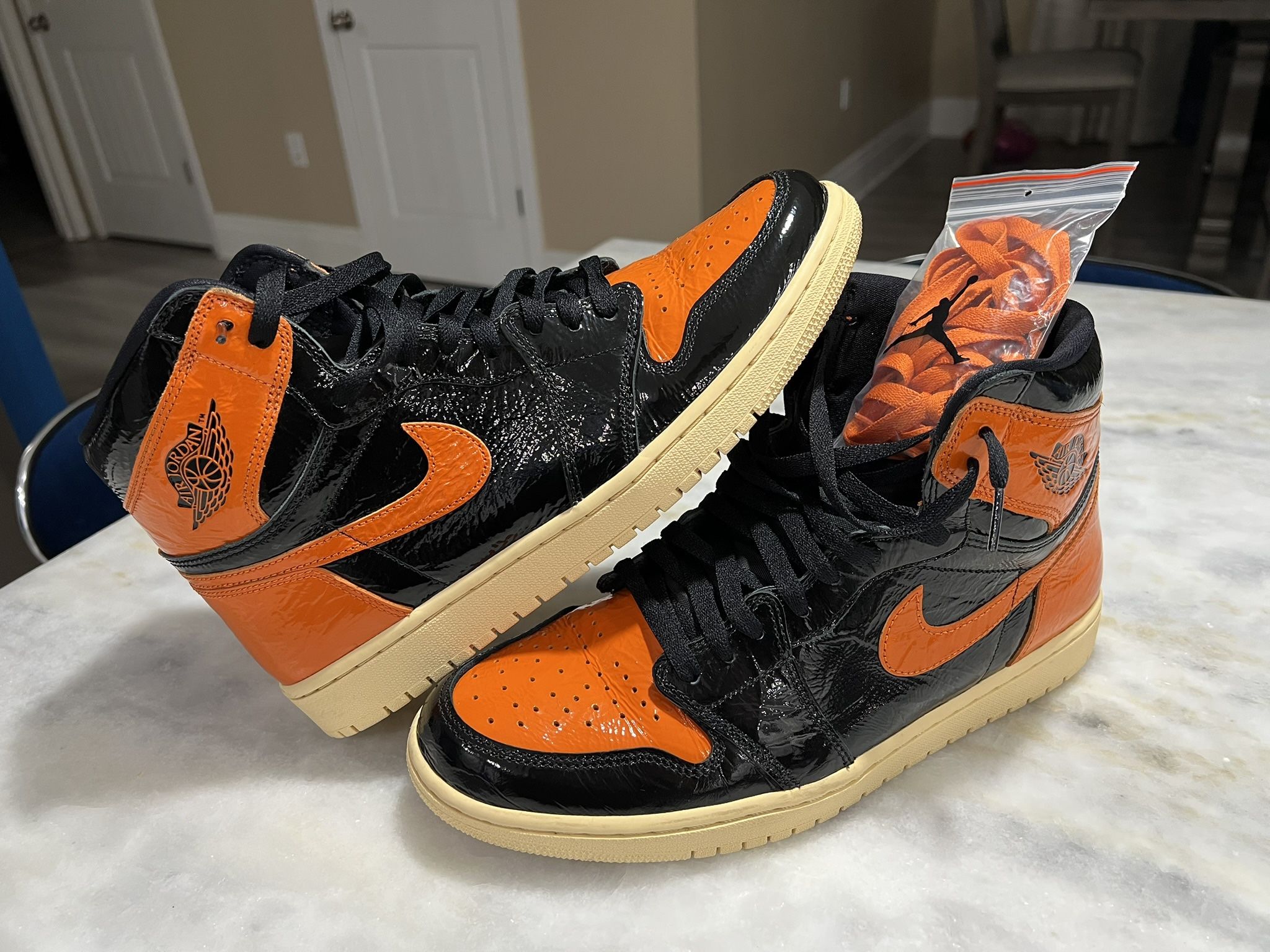 Jordan 1 Retro High Shattered Backboard 3.0 - SIZE 10.5 Men