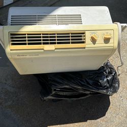Quasar Window /Ac Unit