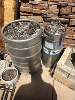 Planter Kegs