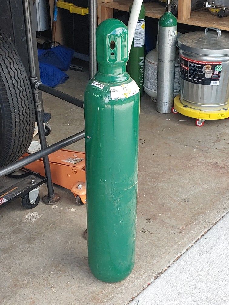 O2 Bottle For Welding or Diving Needs