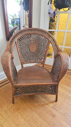 Azteca Rattan Indoor Chair