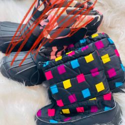 Size 3 Youth Snow Boots
