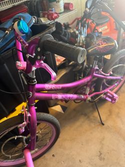 Girls bike