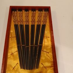 Set Of Chopsticks 