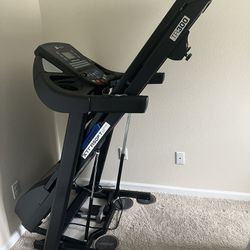 XTERRA Fitness TR300 Folding Treadmill (like New)